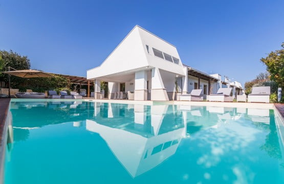 traveler magazine puglia paradise