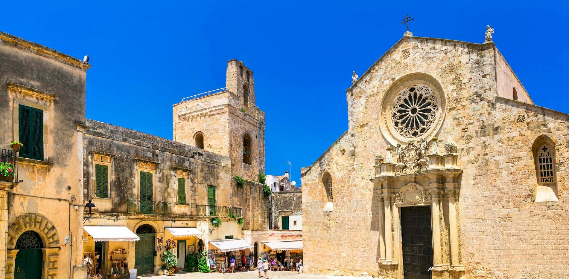 lecce historical center